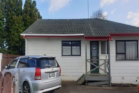 Photo of property in 42 Kopara Place, Clendon Park, Auckland, 2103