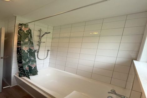 Photo of property in 6 Gloucester Street, Cannons Creek, Porirua, 5024