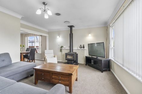Photo of property in 34 Saint Annes Street, Levin, 5510