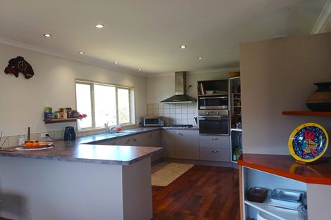 Photo of property in 11 Ocean View Road, Cable Bay, 0420