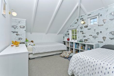 Photo of property in 2/4 Stratford Avenue, Milford, Auckland, 0620
