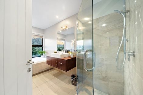 Photo of property in Marina Village, 10/10 Marina Drive, Frankton, Queenstown, 9300