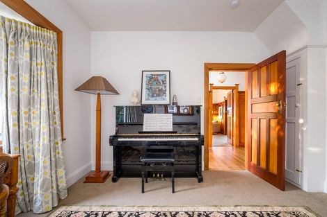 Photo of property in 86 Saint Martins Road, Saint Martins, Christchurch, 8022