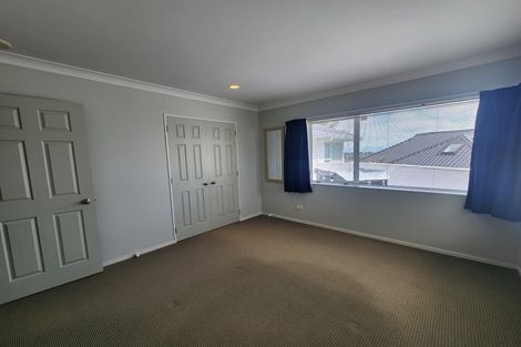 Photo of property in 52 Mccahill Views, Botany Downs, Auckland, 2010