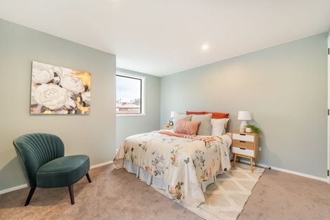 Photo of property in 52u7 Northland Road, Northland, Wellington, 6012
