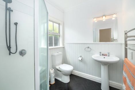 Photo of property in 17b Wood Street, Greytown, 5712