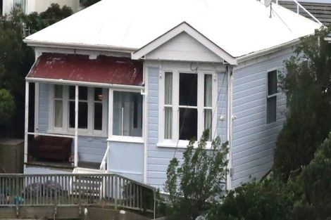 Photo of property in 47 Fairview Crescent, Kelburn, Wellington, 6012