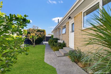Photo of property in 27 Steele Street, Hornby, Christchurch, 8042
