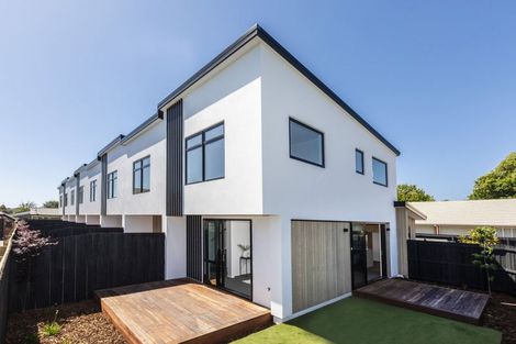 Photo of property in 46b Division Street, Riccarton, Christchurch, 8041