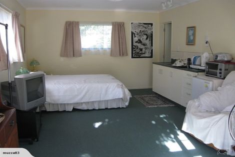 Photo of property in 17r Beech Court, Welcome Bay, Tauranga, 3175