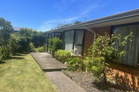 Photo of property in 262 Riccarton Road, Upper Riccarton, Christchurch, 8041