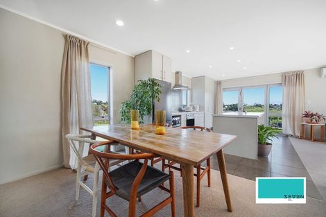 Photo of property in 56 Broomfields Road, Whitford, Howick, 2571