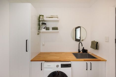 Photo of property in 9 Milton Street, Roslyn, Palmerston North, 4414