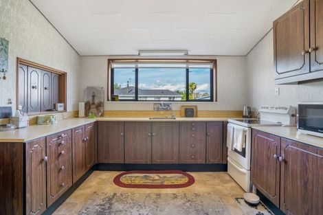 Photo of property in 47 Home Street, Winton, 9720