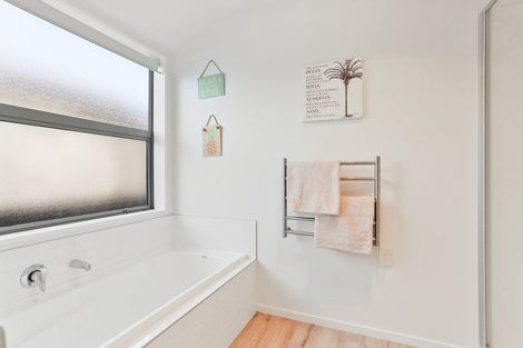 Photo of property in 56 Sovereign Boulevard, Kaiapoi, 7630