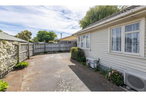 Photo of property in 395 Linwood Avenue, Bromley, Christchurch, 8062