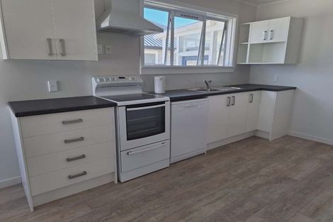 Photo of property in 210 Ngamotu Road, Spotswood, New Plymouth, 4310