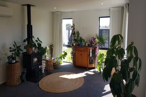 Photo of property in 12 Mccahon Drive, Rangiora, 7400