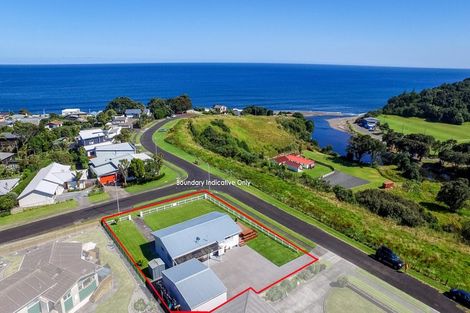 Photo of property in 20 Mace Terrace, Oakura, 4314