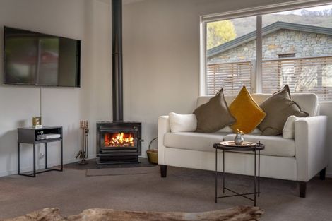 Photo of property in 9a Mill End, Wanaka, 9305