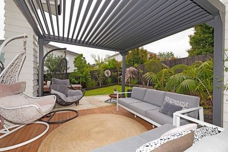 Photo of property in 9 Ngaroma House Drive, Hobsonville, Auckland, 0618