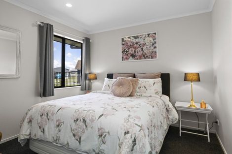 Photo of property in 16 Hehan Close, Cambridge, 3434