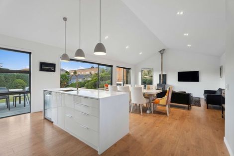 Photo of property in 54 Jacks Point Rise, Jacks Point, Queenstown, 9371