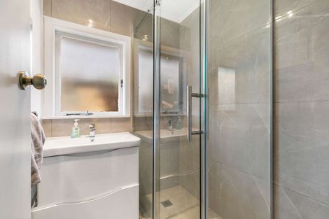 Photo of property in 1/9 Merriefield Avenue, Forrest Hill, Auckland, 0620