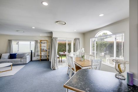 Photo of property in 5a Elbourne Street, Taradale, Napier, 4112