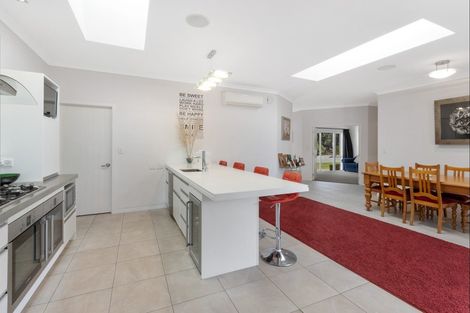 Photo of property in 115 Kent Terrace, Taradale, Napier, 4112
