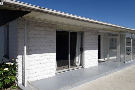 Photo of property in 33 Guinness Crescent, Ilam, Christchurch, 8041