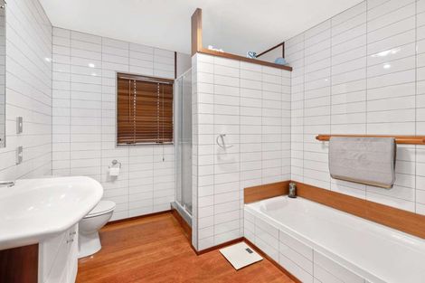 Photo of property in 30 Knowles Street, Terrace End, Palmerston North, 4410