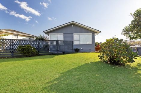 Photo of property in 69 Mckinstry Avenue, Mangere East, Auckland, 2024