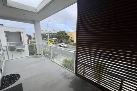Photo of property in 306u1 Evans Bay Parade, Hataitai, Wellington, 6021