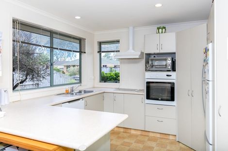 Photo of property in 7 Nobleman Place, Hamilton East, Hamilton, 3216