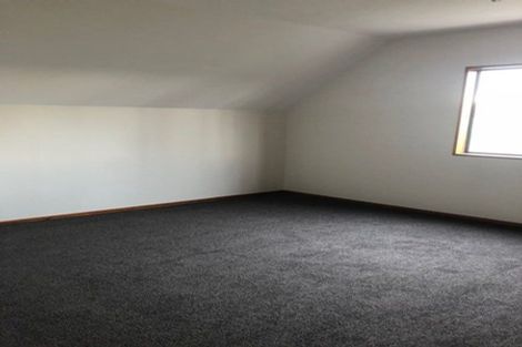 Photo of property in 28 Field Terrace, Upper Riccarton, Christchurch, 8041