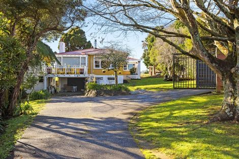 Photo of property in 402 South Road, Hawera, 4674