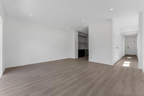 Photo of property in 17b Waka Ama Road, Karaka, 2113