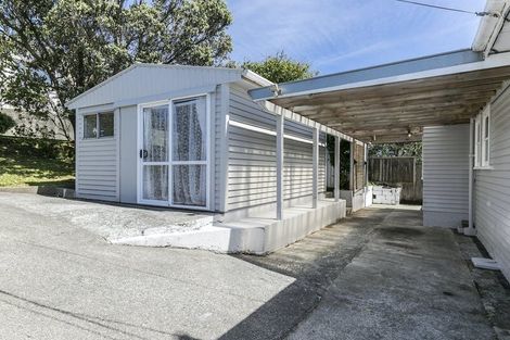 Photo of property in 72 Dominion Park Street, Johnsonville, Wellington, 6037