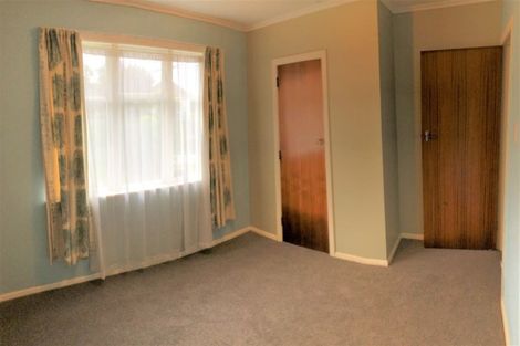 Photo of property in 21 Lyndfield Lane, Newlands, Wellington, 6037