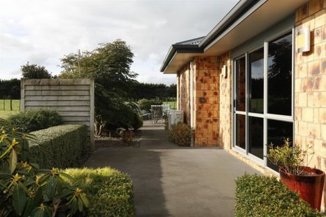 Photo of property in 5 Larlin Drive, Hawera, 4675