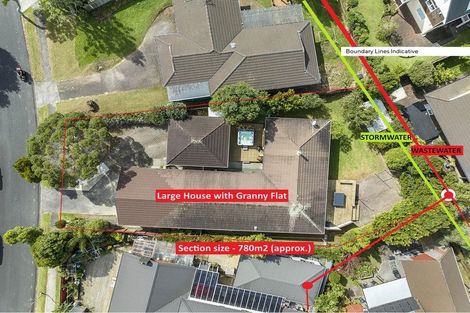 Photo of property in 3 Voltaire Court, Botany Downs, Auckland, 2010