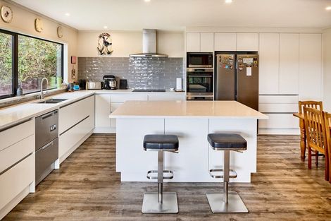 Photo of property in 13 Halladale Road, Papakowhai, Porirua, 5024