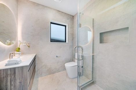 Photo of property in 8 Evergreen Parade, Rosehill, 2113