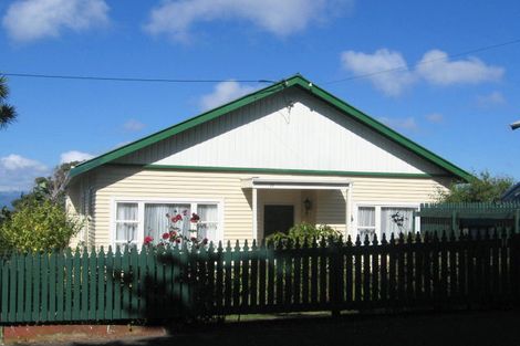 Photo of property in 11 Sugarloaf Road, Brooklyn, Wellington, 6021