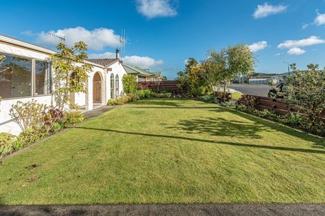 Photo of property in 99 Fitzherbert Avenue, Tawhero, Whanganui, 4501