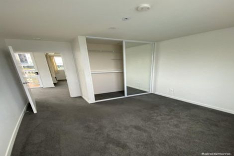 Photo of property in 12 Maunganui Road, Mount Maunganui, 3116