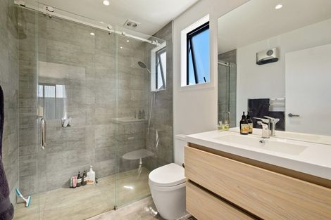 Photo of property in 4 Courthill Lane, Wanaka, 9305