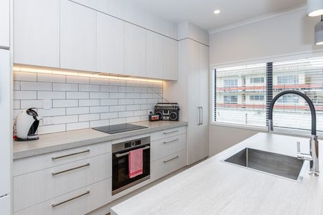 Photo of property in 20u1 Hunter Street, Hamilton Lake, Hamilton, 3204