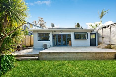Photo of property in 45 Cron Avenue, Te Atatu South, Auckland, 0610